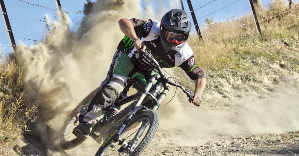 laurie greenland, back on iron horse